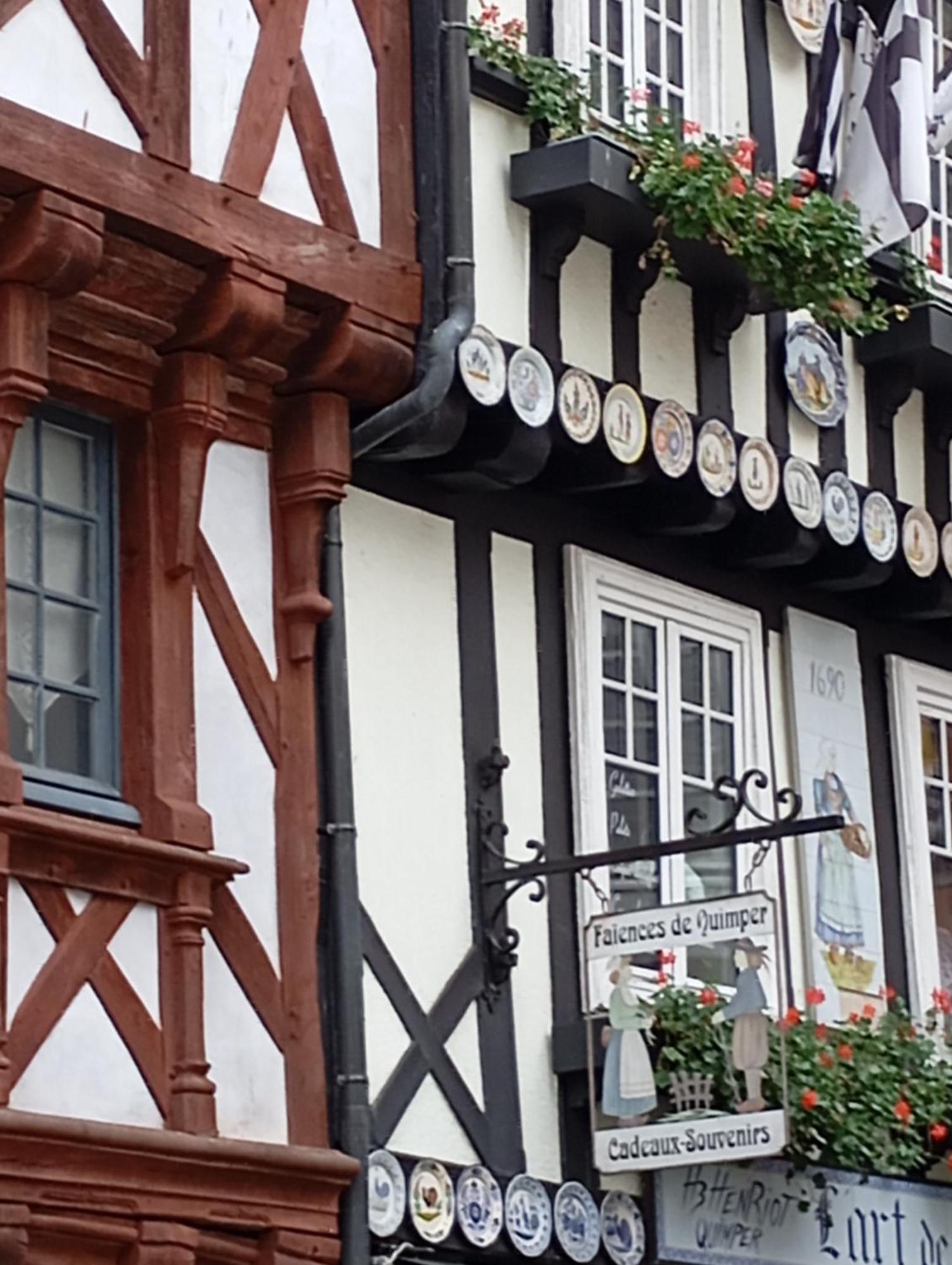 Escapade Romantique Sous Les Toits De Kereon - Centre Historique, Rue Pietonne Quimper Exterior foto